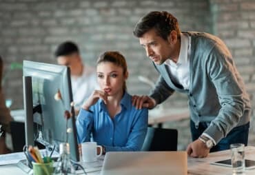 Choosing Between a Website and a Mobile App: What’s Right for You?